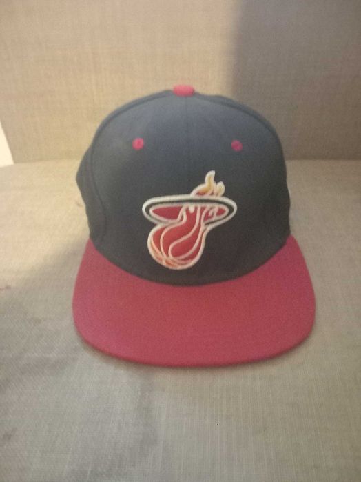 Lot sepci Vans, Uefa Europe League, Basketball