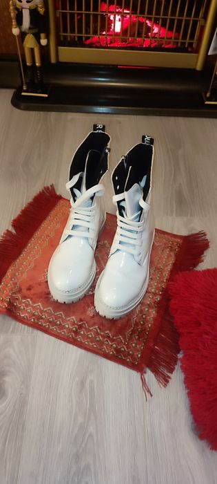 Ghete aspect lacuit PROTECT UR SOUL, copie Tommy Hilfiger, 38