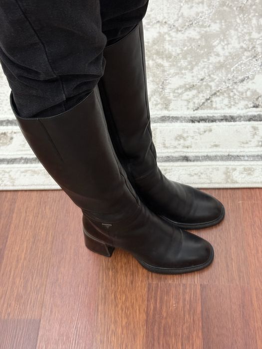 Продам Обувь за 35.000 тг