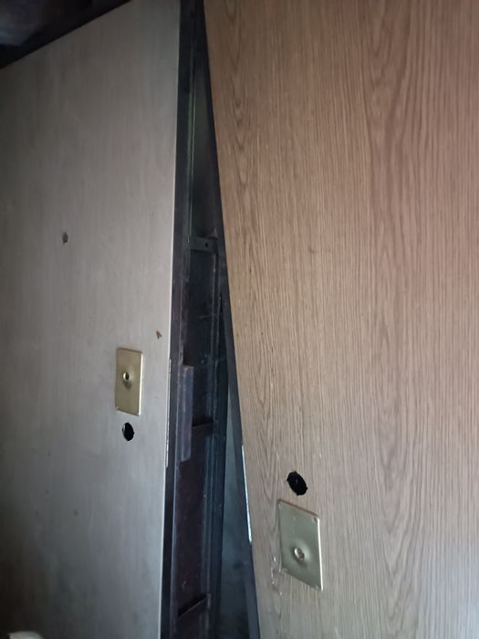 Uși metalice.multipunct