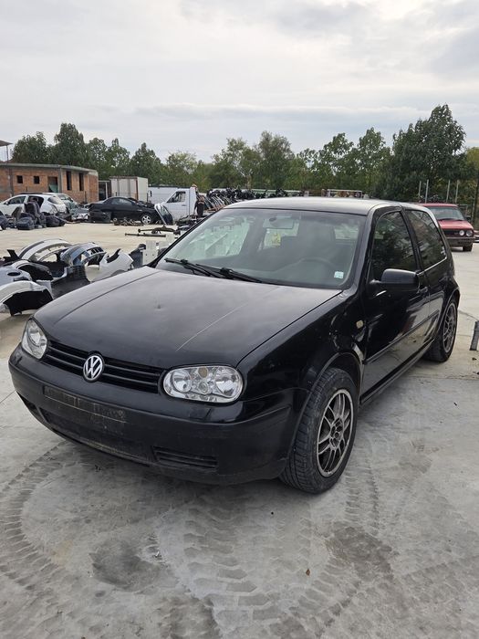 Volkswage Golf 4 1.9 116кс. (НА ЧАСТИ)