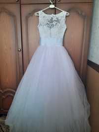 Продам свадебное платье размер 42