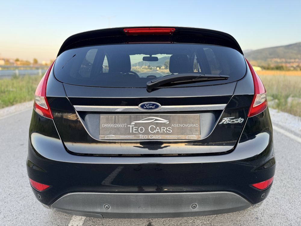 Ford Fiesta 1.4i 97к.с LPG / TITANIUM / PARKTRONIC