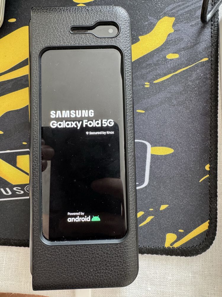 Продаю либо же обменяю samsung z fold 1 512gb
