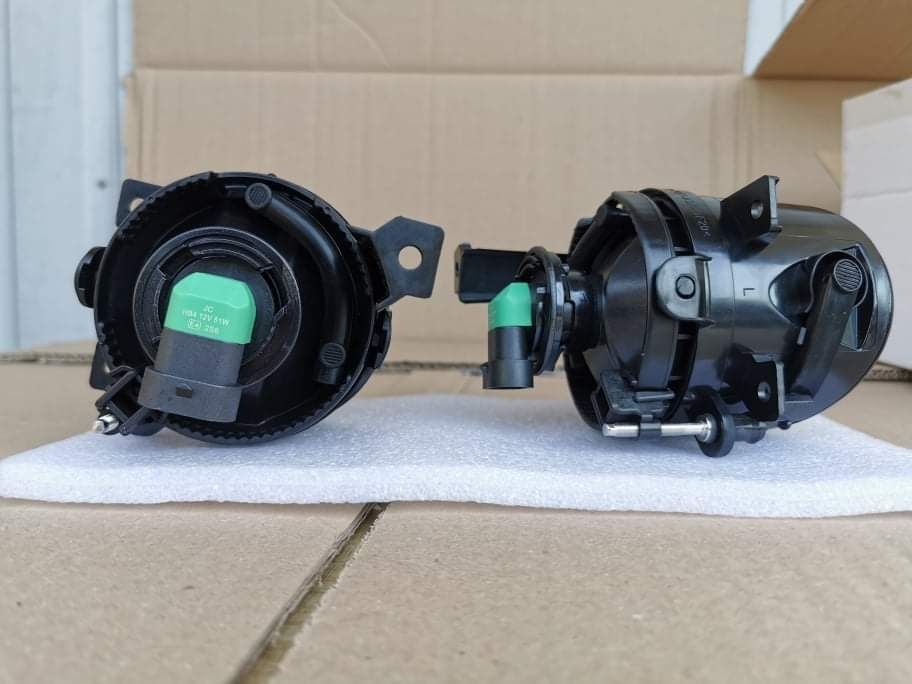 Proiectoare fumurii VW Caddy 3 Eos  Polo (6R) Tiguan (5N) Touran