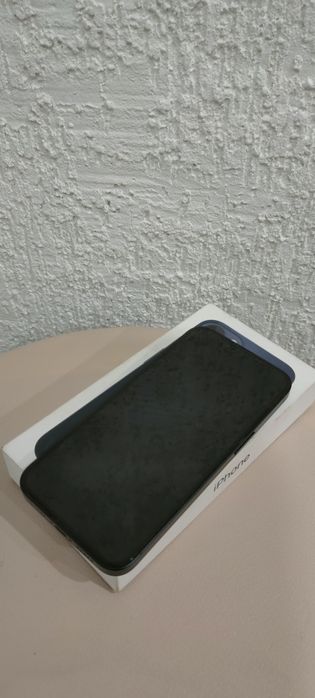 Iphone 13 с гарантии