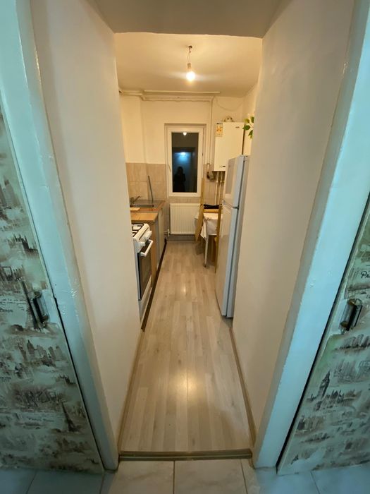 Apartament cu 2 camere de închiriat