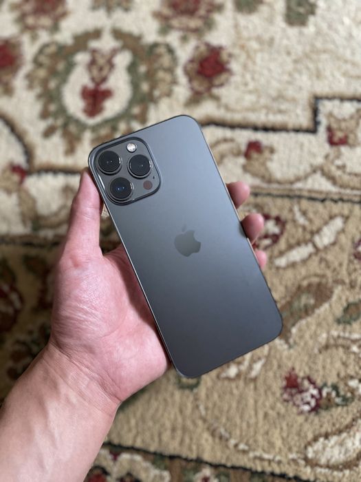 Телефон Apple 13 Pro Max все в оригинале