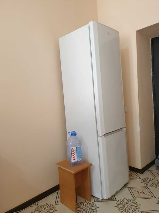 Холодильник, 2021 года, двухкамерный