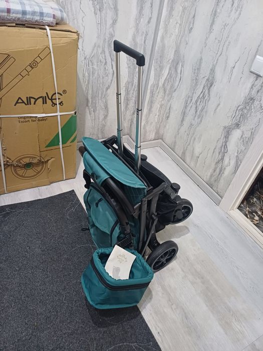 Продаётся фирменный чемодан коляска MSTAR