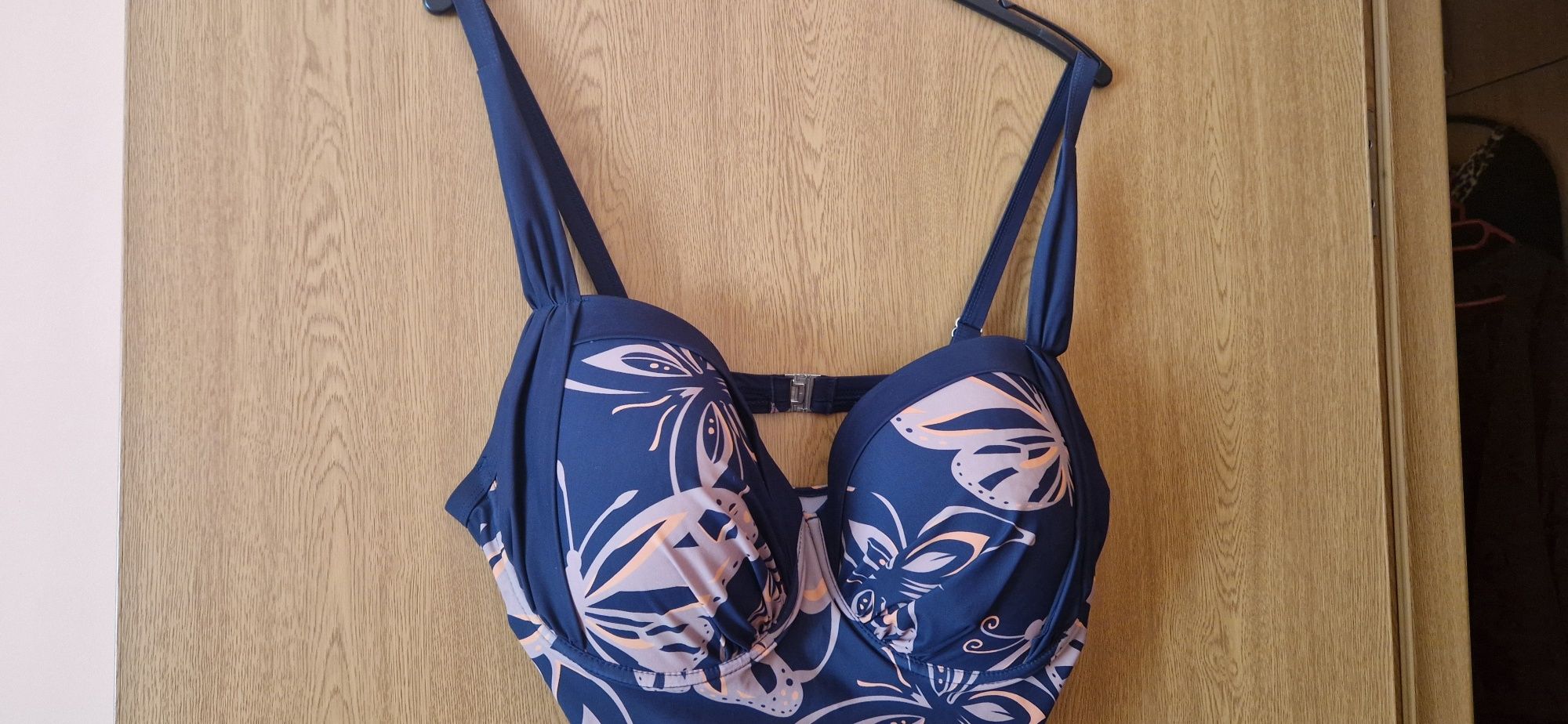 Costum de baie mare întreg Bonprix 48, 95E, bust mare