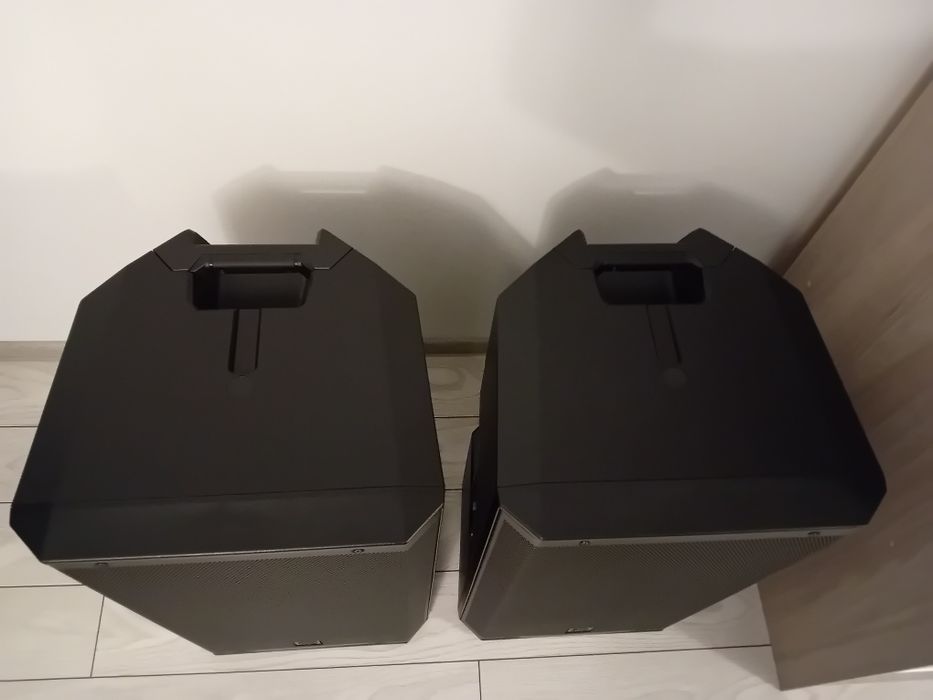 900w rms Rcf art 935a active / 8000 Lei !