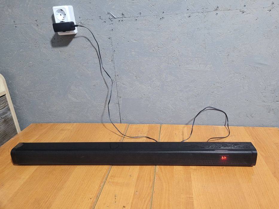 Продам саундбар колонку с сабвуфером  Samtronic