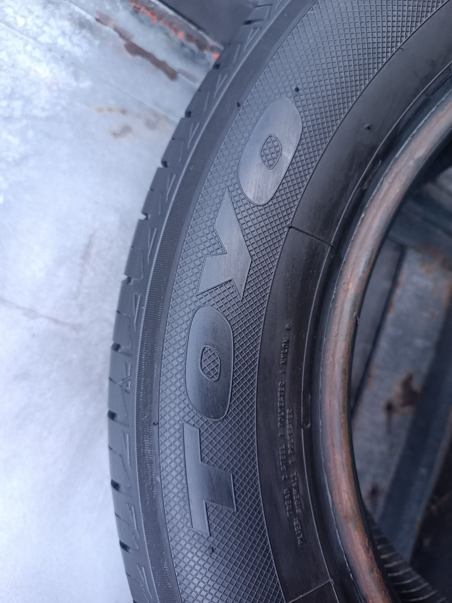 195/65/15 Toyo .