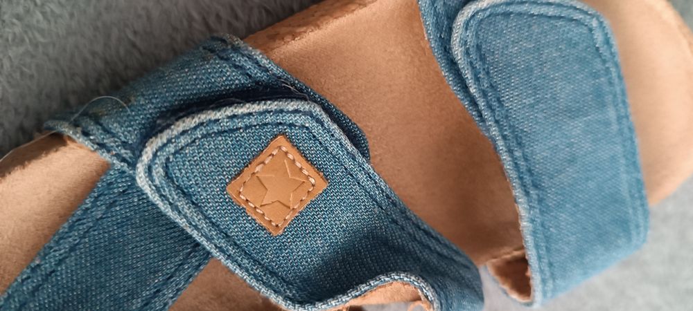 Sandale H&M, mărimea 25