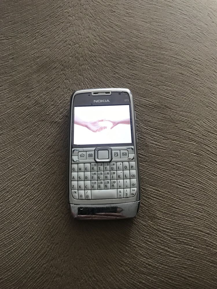 Nokia E71 нокия Е71