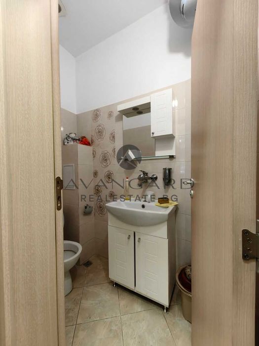 Продава се Магазин в Пловдив, Мараша - 71 кв.м за 1233 €/кв.м - Снимка #8