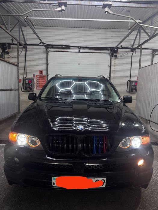 BMW x5 e53  2004г