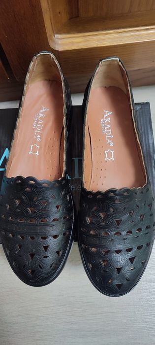 Incaltaminte dama,din piele naturala, 36 noi +cadou inca o pereche