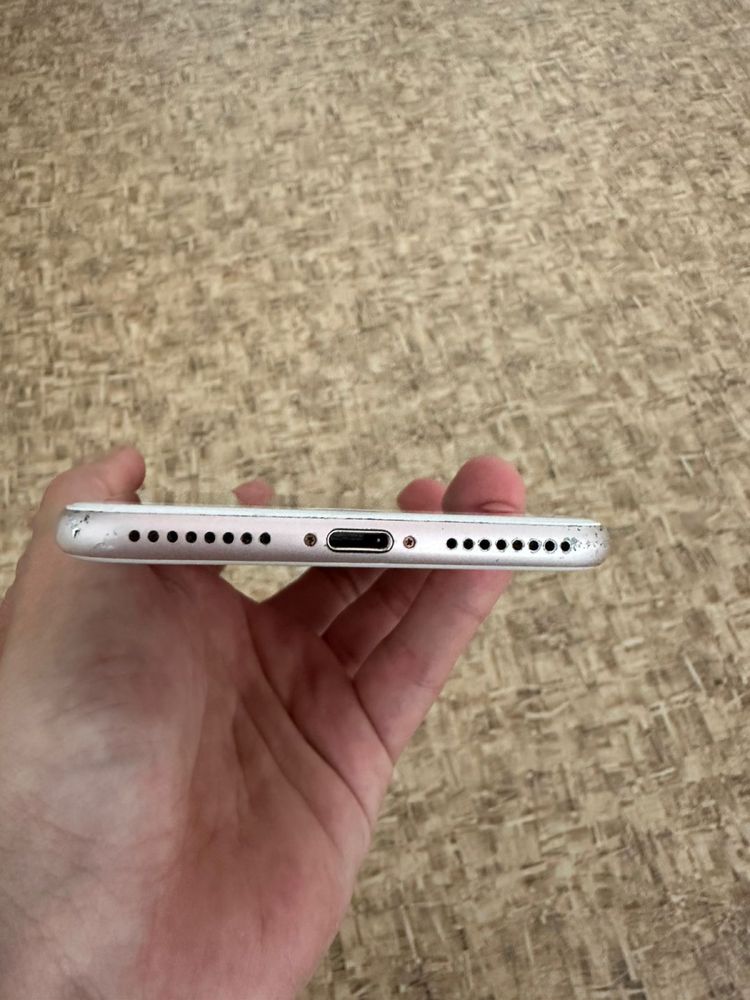 Продам Обменяю Iphone 7 Plus
