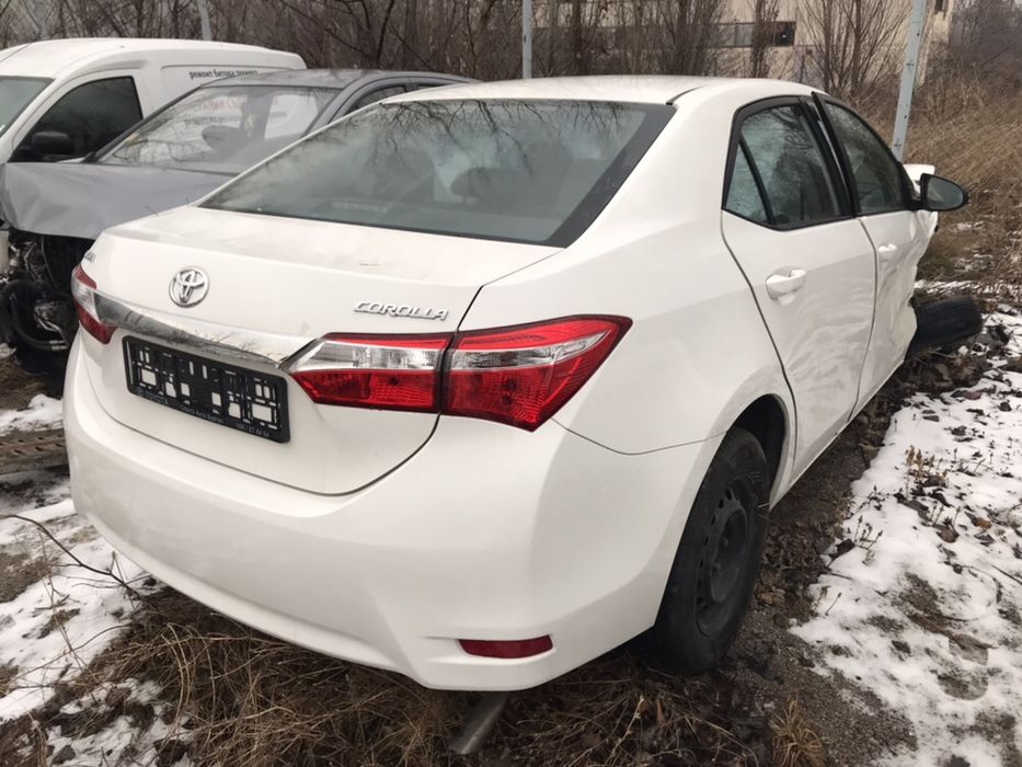 НА ЧАСТИ! Toyota Corolla 1.3 i Dual VVT-i 99 кс. Тойота Корола