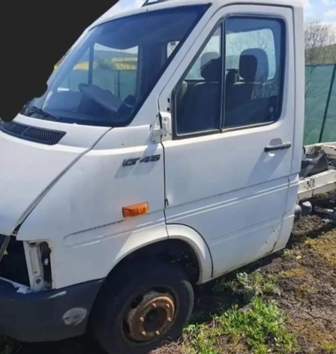 sasiu vw lt 46 2.5 anj ,elemente cabina , cutie de viteza , injectoare