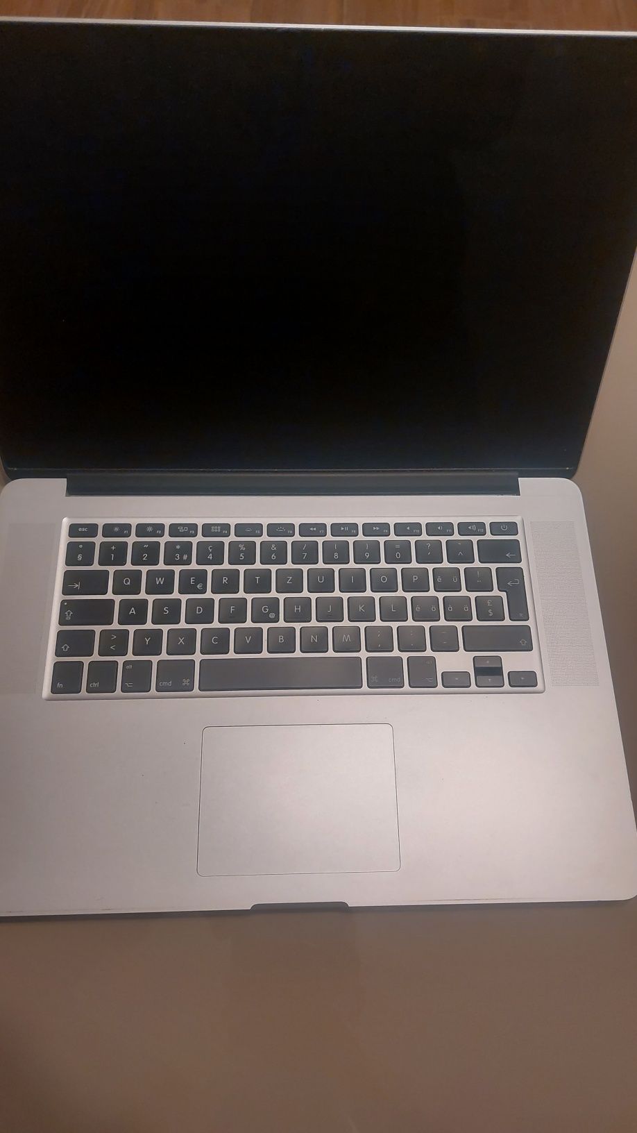 Apple Mackbook A1398 (nu Asus,Acer,Lenovo,Msi,etc)c(