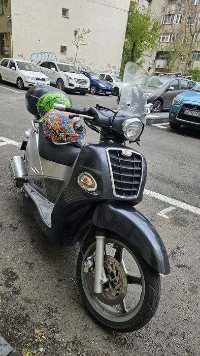 kymco People 250 cc ideal oraș și naveta (cu fiscal), zboară, consum