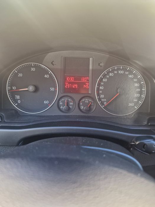 Vând vw golf 5 plus