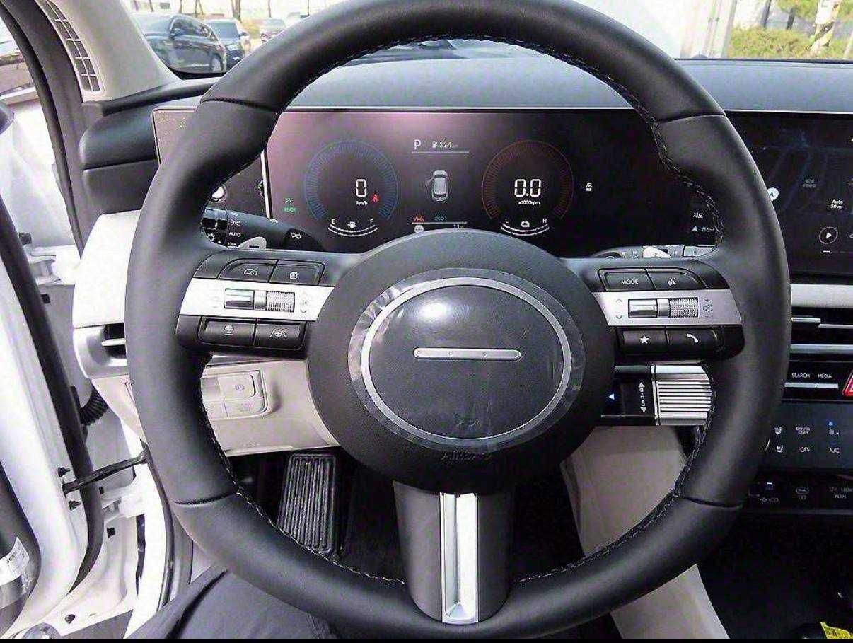 Hyundai The New Tucson Hybrid (NX4) HEV 1.6 2WD Premium