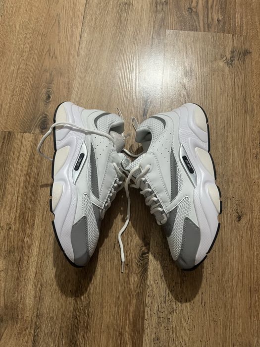 vand adidasi dior b22