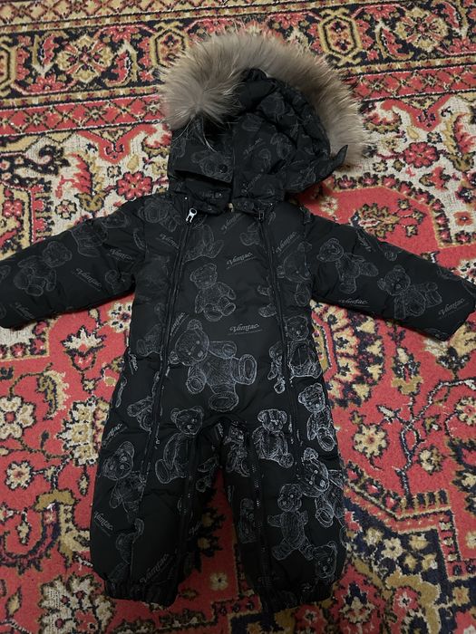 Продам зимний комбинезон на мальчика