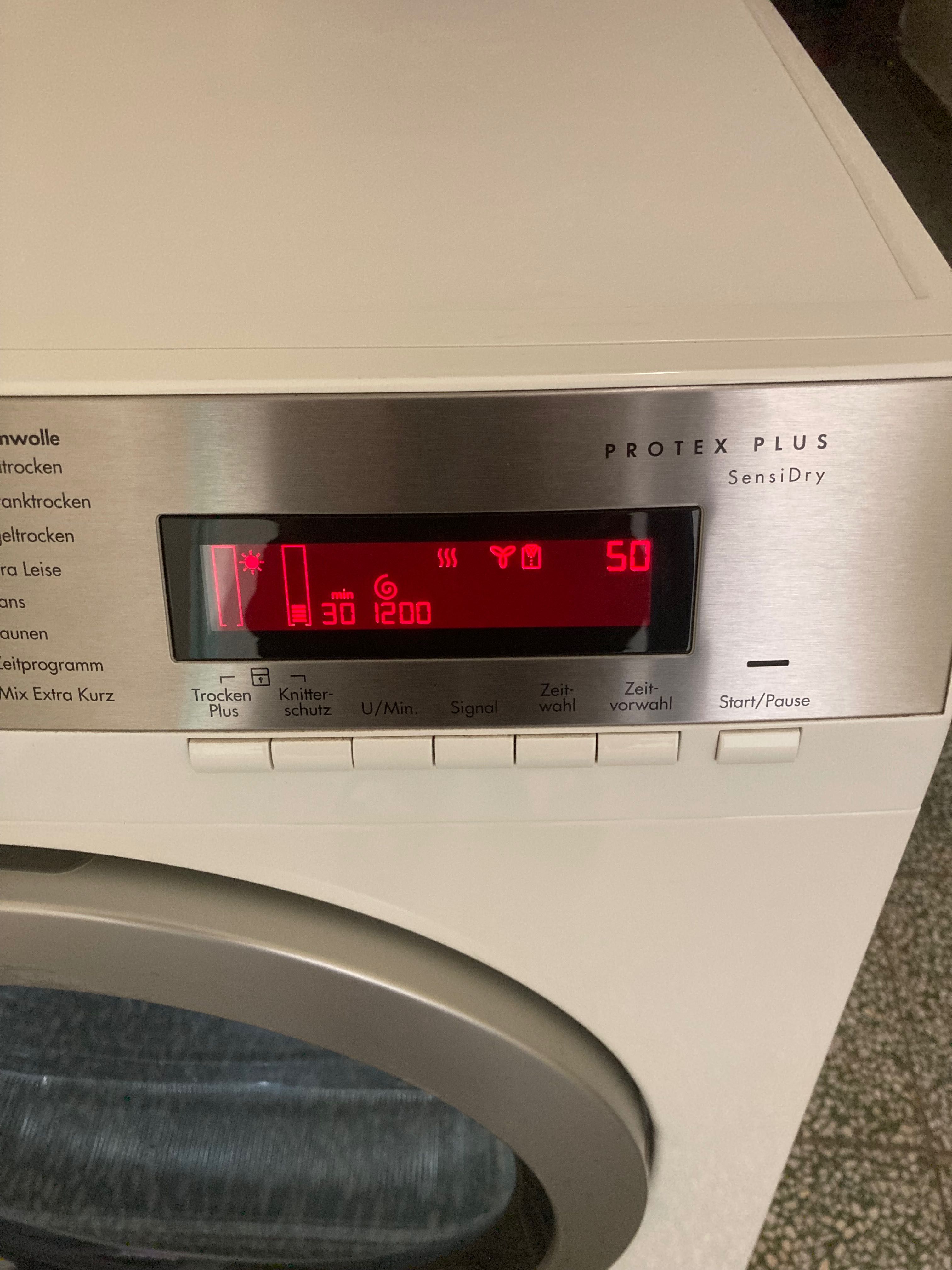 Сушилня AEG T86589IH 8кг