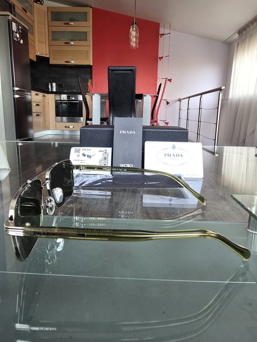 Слънчеви очила Prada SPR A57 silver green