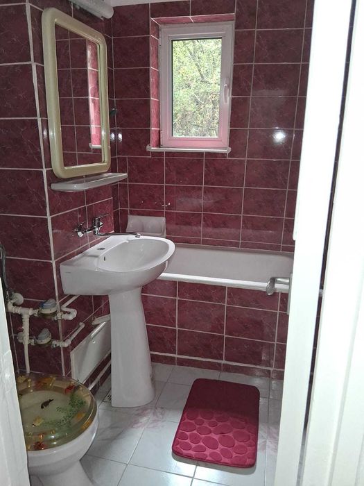 inchiriez apartament 2 camere