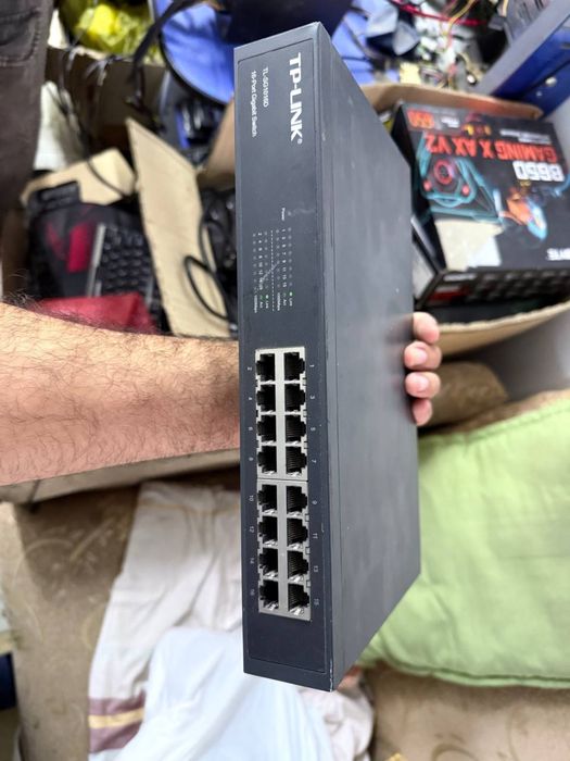 Gigabit hub 16 port