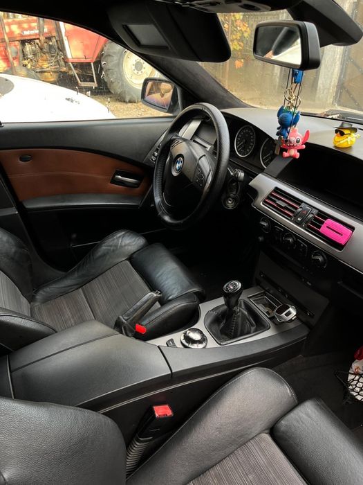 BMW E60 525D Manual