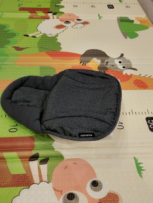 Maxi Cosi  кошница със база isofix