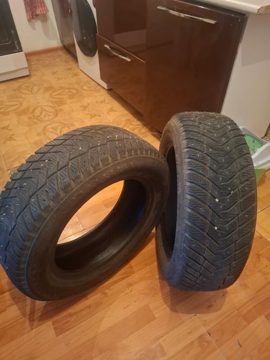 Продам Шины зимние