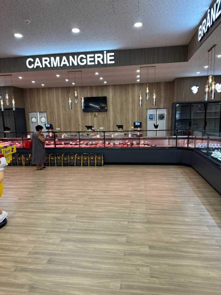 Vitrine Frigorifice Special pentru Carmangerii