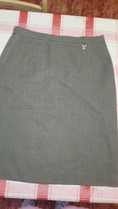 Fusta C&A marimea 42