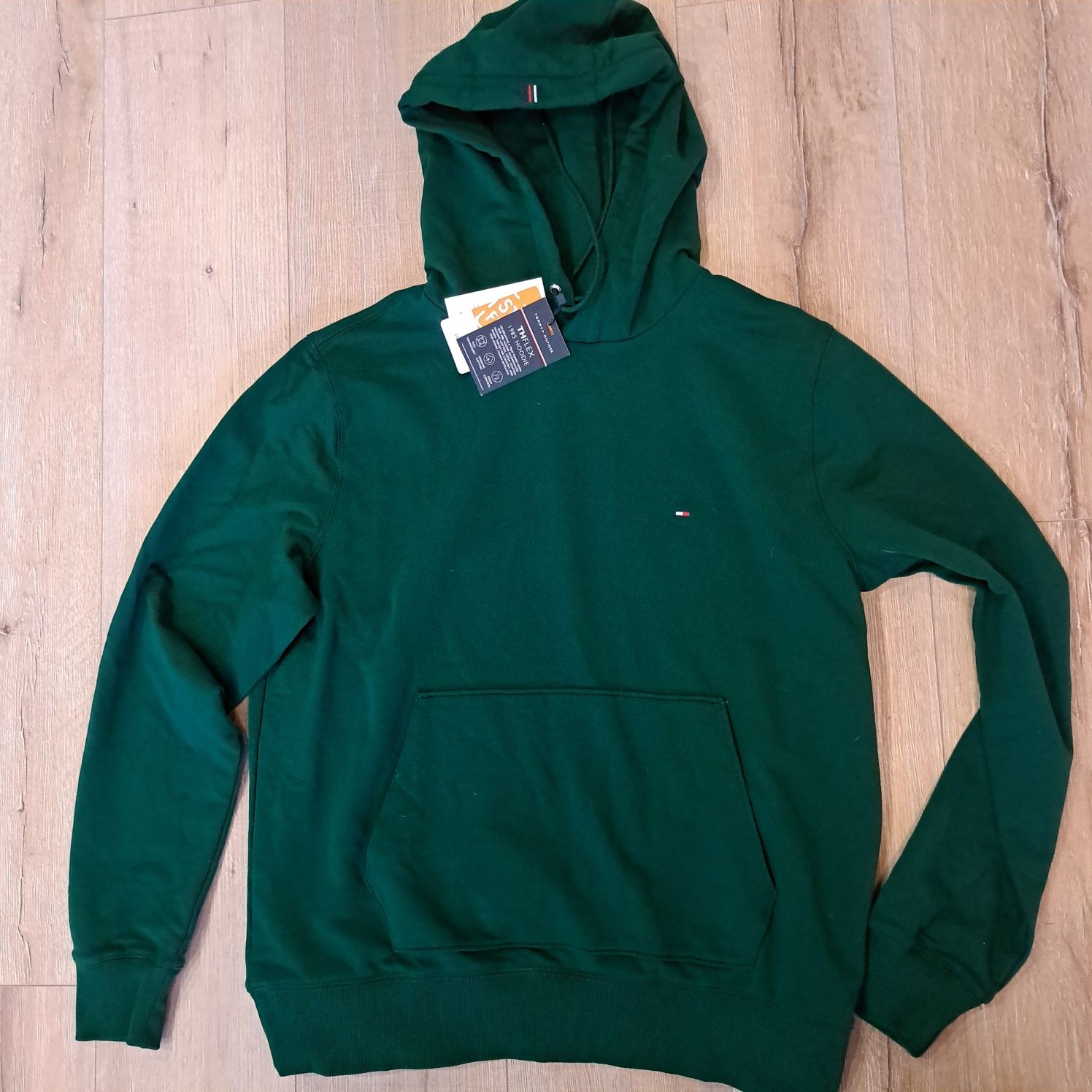 Tommy hilfiger мъжки суйчър яке .Лот