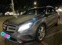 Mercedes Benz GLA 200