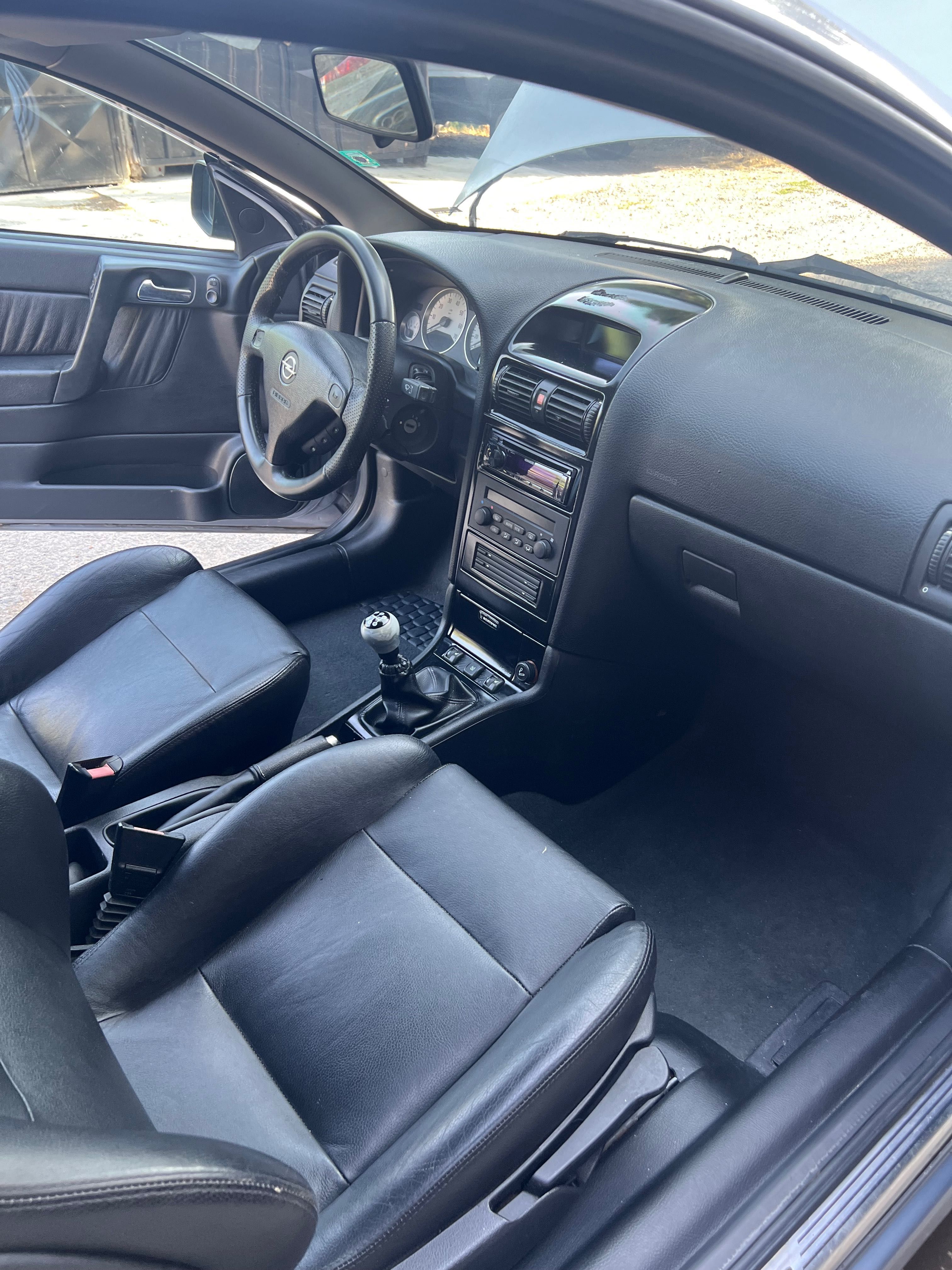 Opel Astra bertone turbo