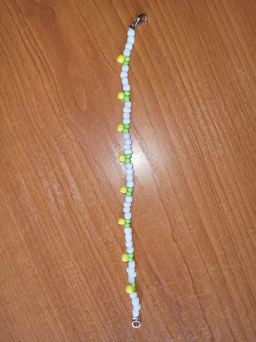 Ръчно плетени гривни