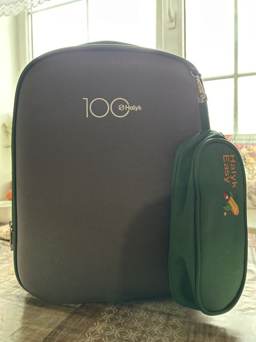 Продам новый рюкзак.