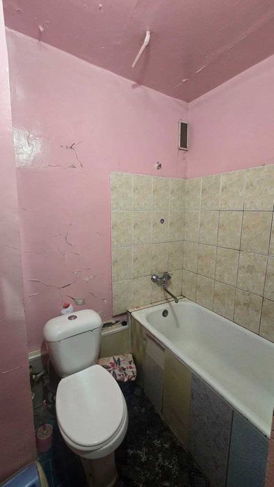 Метро Новза 2/4/5. Кирпичный дом, 2х6