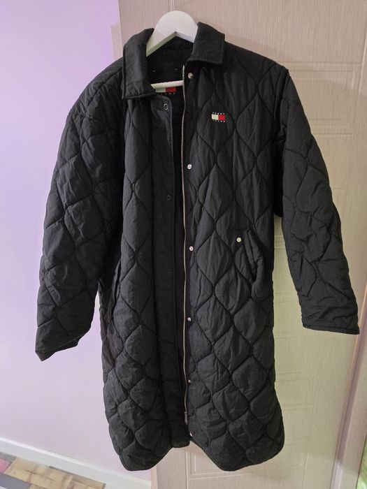 Зимно, оригинално яке Tommy Hilfiger!