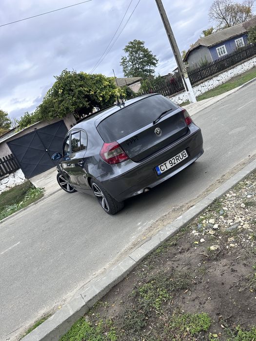 Bmw seria 1 e 87
