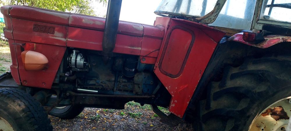 Vând Tractor Fiat 640